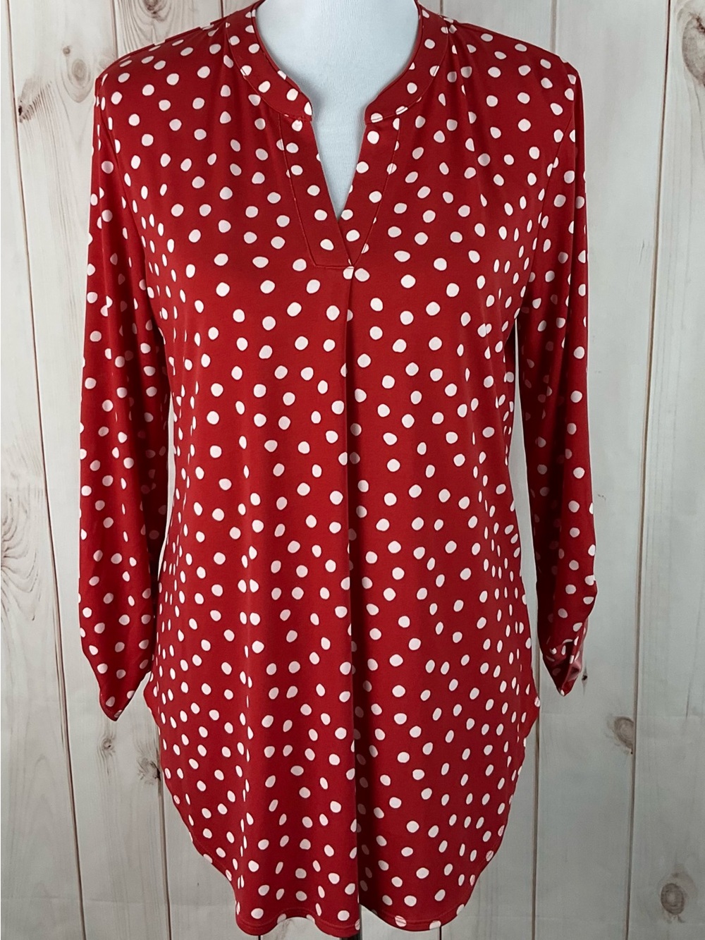 Cato Women’s Red White Polka Dot Split V-Neck Roll Tab Sleeve Tunic Top Size M